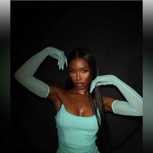 Mesh Romper Set - Picture 2 of 8